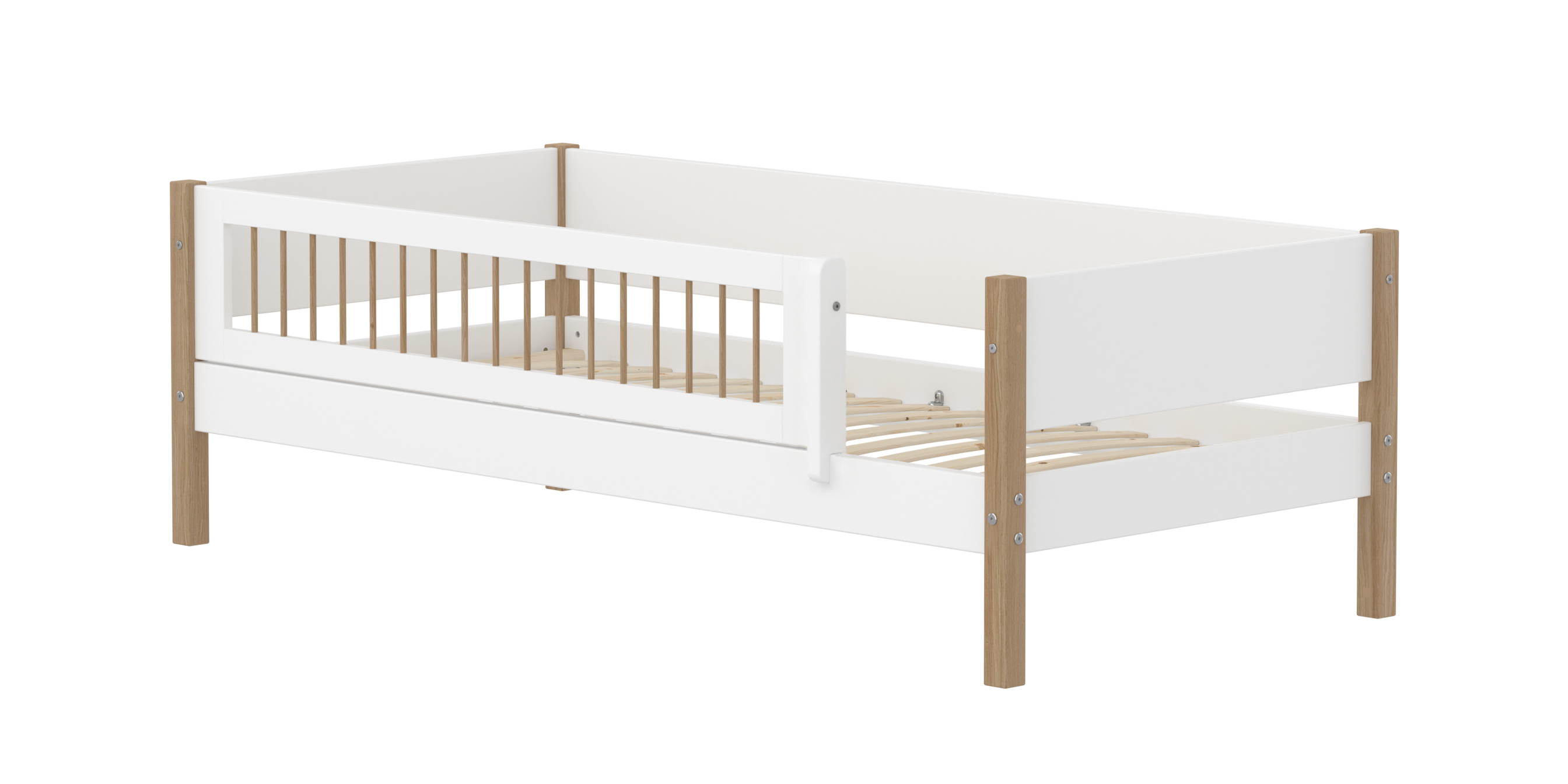 Daybed with safety rail