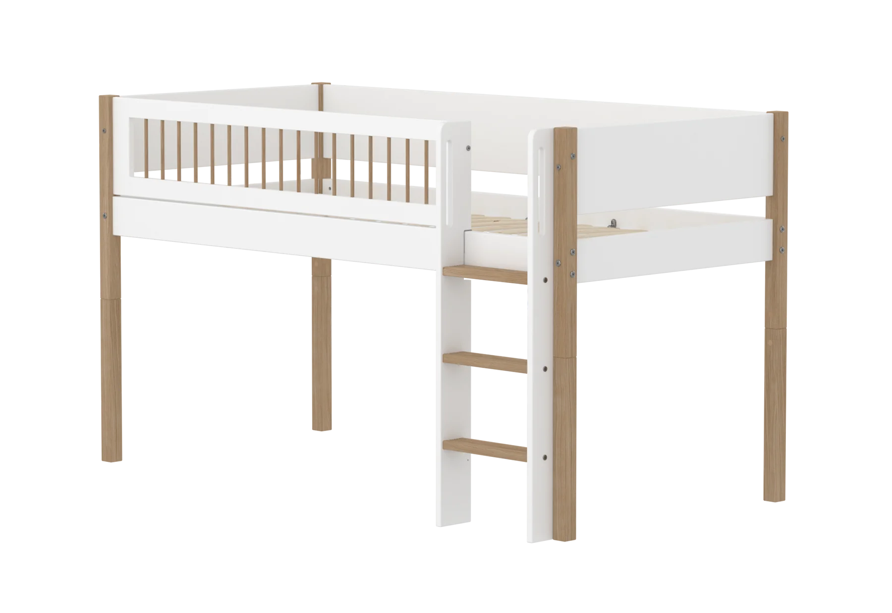 Mid-high bed w. straight ladder