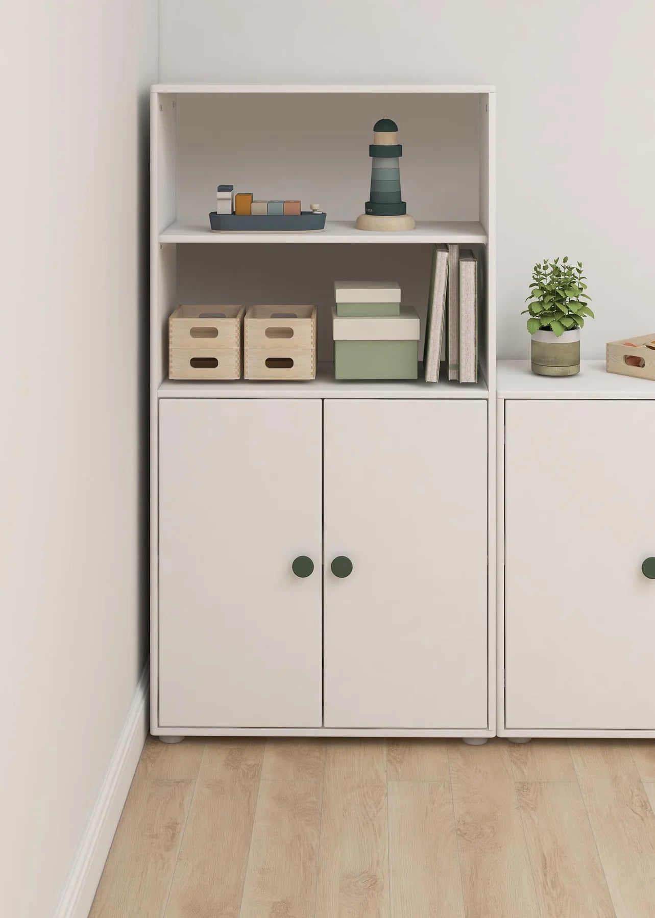 Midi bookcase, 2 doors