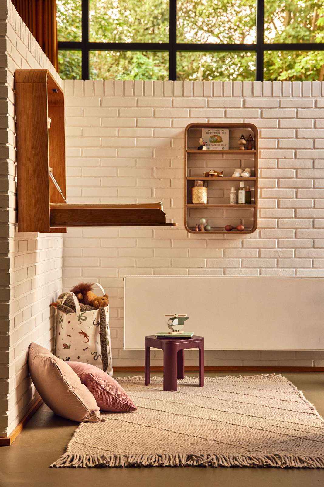 Wall Hanging Shelves