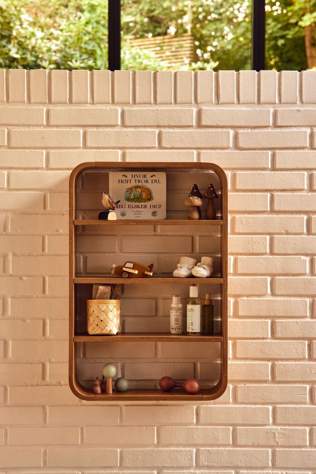 Wall Hanging Shelves