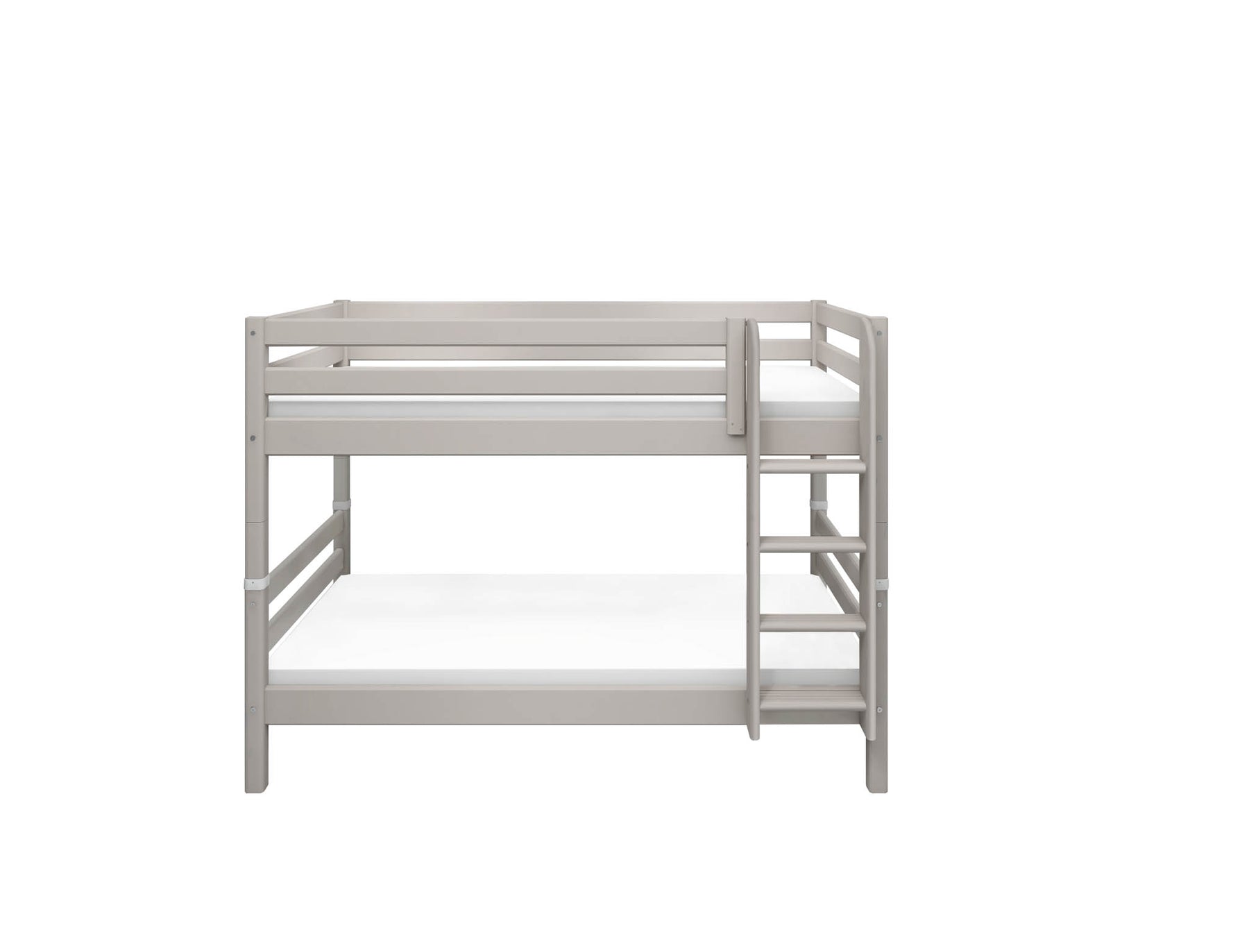 Bunk bed with straight ladder