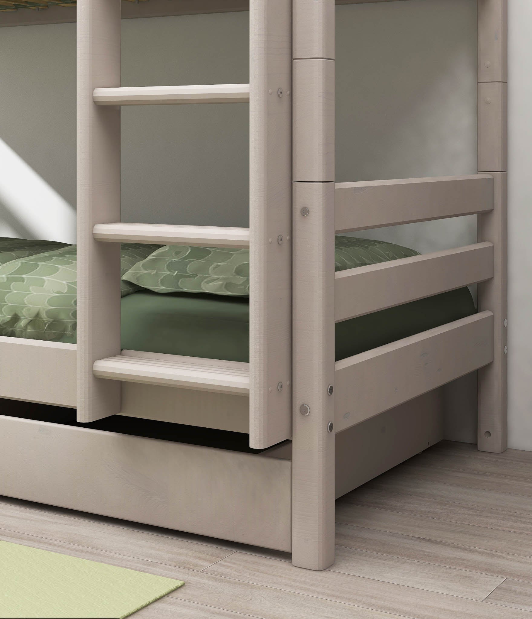 Bunk bed with straight ladder
