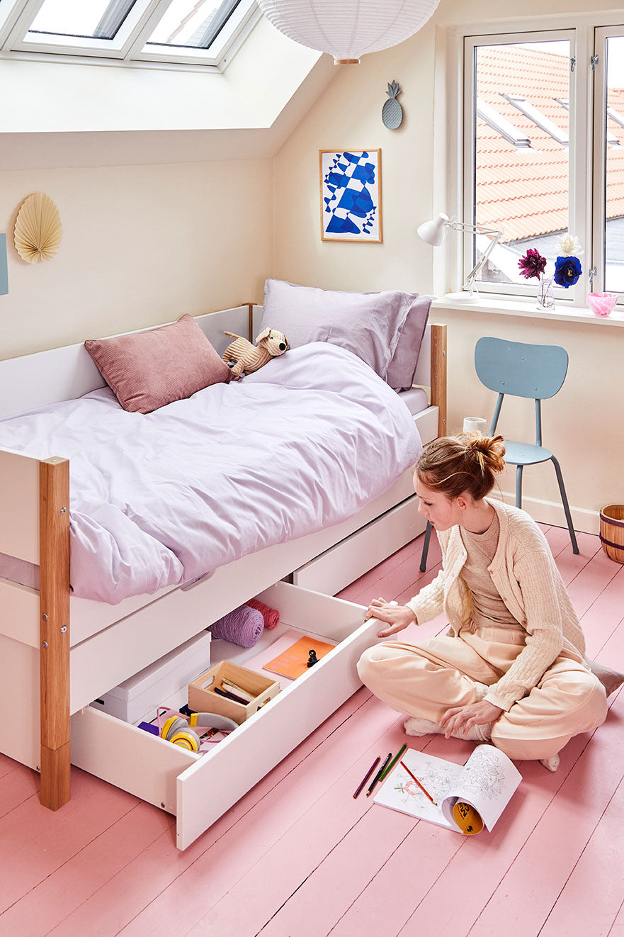 Daybed with guest bed and 2 drawers