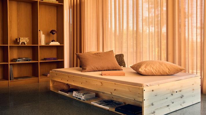 GROW Double Bed with shelf, 140x200 cm, Pinewood