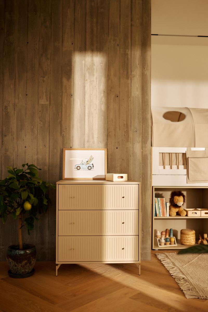 SAGA Chest, 3 drawer, Beige with grooves
