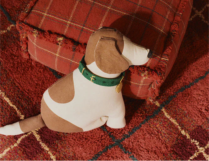 HANDLOOM POUF MAPPLE RED